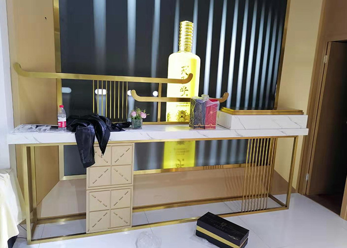  舍得酒業不銹鋼展架—AL06  